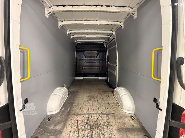 Furgon blaszak VW Crafter Kasten 35 Aut. GALERIE+NEW TIRES+SERVICE