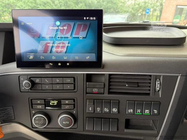 Standard-SZM Volvo FH 500 4X2 Globetrotter XL Full Air Alcoa 2x ta...