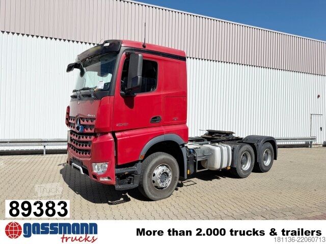 Standardni vlačilec Mercedes-Benz Arocs 2645 LS 6x4, Navi, Kipphydraulik