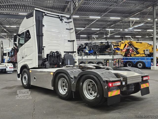 Estándar-SZM Volvo FH 16 650 / 6x2 BOOGIE / RETARDER / GLOBE XL / ...