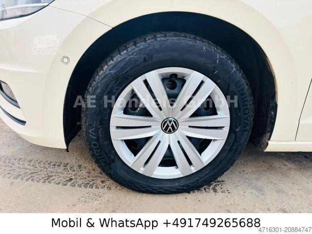 Minibus VOLKSWAGEN Touran 2.0 TDI DSG *7Sitzer/kklape/Temp