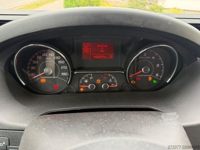 Asuntovaunu/karavaani PEUGEOT Pilote Essentiel P 696 GJ Wohnmoil