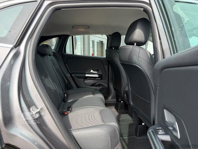 Platforma de încărcare Mercedes-Benz GLA 200 d Progressive AHK+TOTW+R-Kamera+Carplay