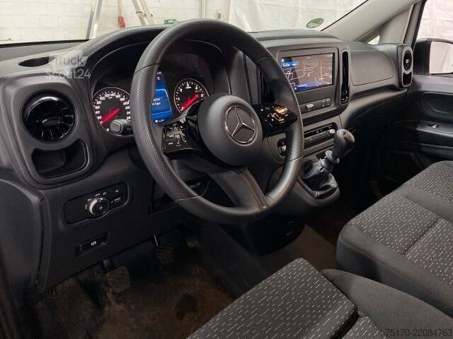Camioneta familiar de techo alto Mercedes-Benz Vito 116 CDI 3200 Klima Kamera LED AHK