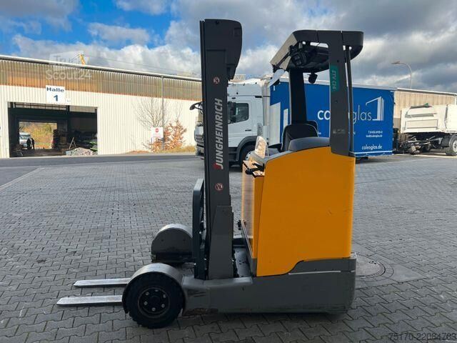 Reachtruck Jungheinrich ETV C16 / Triplex 5.72m / SS / nur 3.228h / 2016