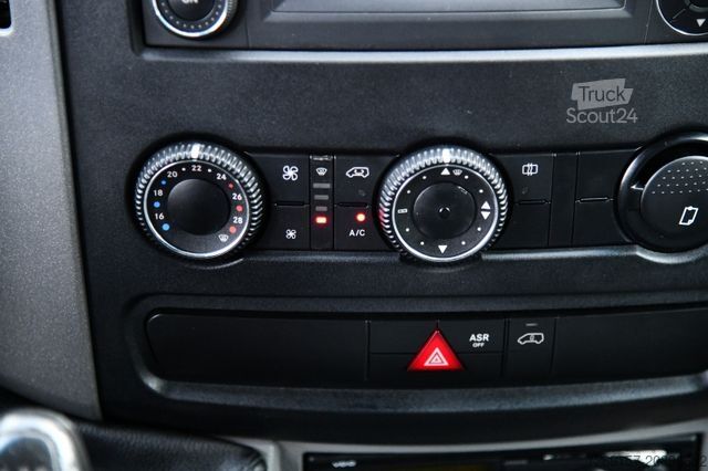 Fourgon pick-up MERCEDES-BENZ Sprinter Pritsche/DoKa 313 CDI