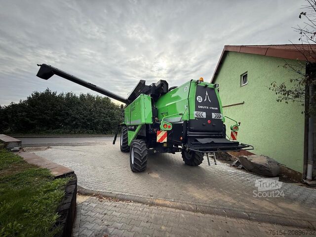 Moissonneuse-batteuse Deutz-Fahr 6065 HTS