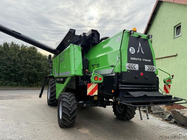 Moissonneuse-batteuse Deutz-Fahr 6065 HTS