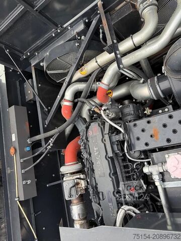 Moissonneuse-batteuse Deutz-Fahr 6065 HTS