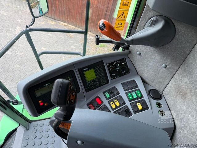 Moissonneuse-batteuse Deutz-Fahr 6065 HTS