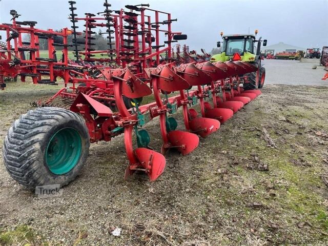Charrue Kverneland PB 100 8 Schar
