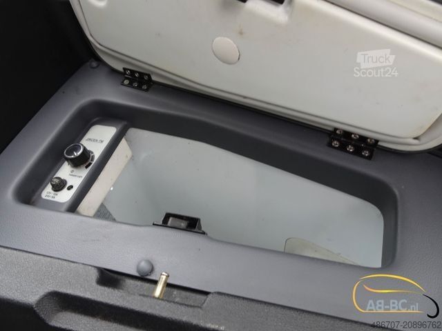 Autobus SCANIA Touring 55 Sitze