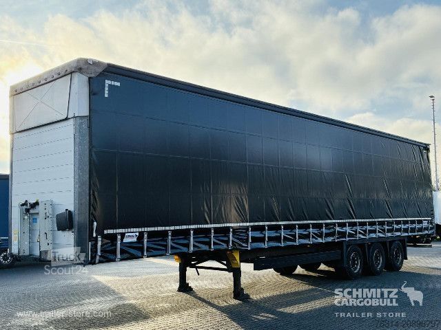 Semirimorchio con telone Schmitz Cargobull Curtainsider Mega Getränke