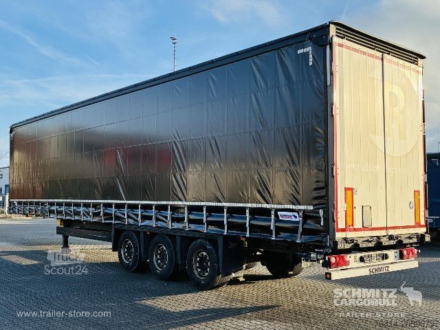 Semirimorchio con telone Schmitz Cargobull Curtainsider Mega Getränke