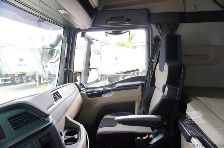 Vaihtolavakuorma-auto MAN TGX 26.470 6x2 / 2023 / BDF