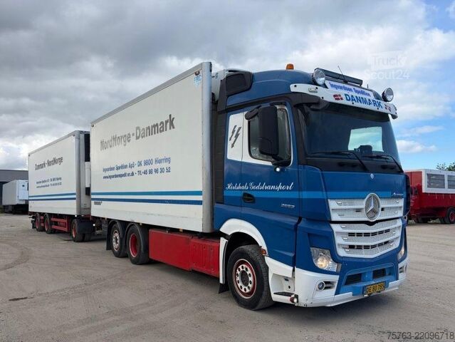 Kühl-/Tiefkühltransport Mercedes-Benz Actros 2553 6x2 - Thermoking frigo - Loadlift +...