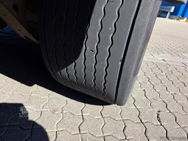 Åben sættevogn med presenning KRONE Mega Gardine mit Hubdach,Pal-Anschlag li+re
