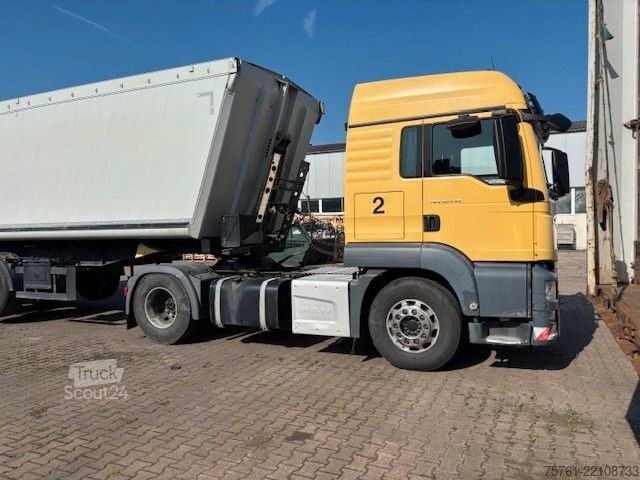Kiperska poluprikolica SCHMITZ CARGOBULL SKI24SL 8,2 48 cbm Getreidekipper