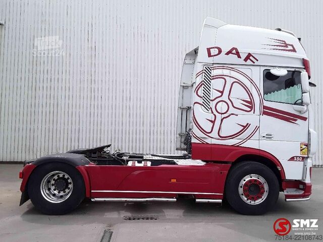 Tractor estándar Daf XF 530