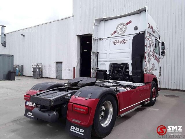 Tractor estándar Daf XF 530