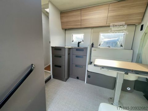 Félintegrált lakóautó Bürstner B66 TD 732 MESSE ANGEBOTE ON TOP