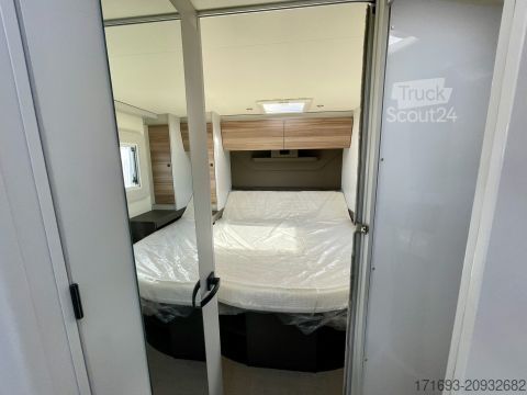 Félintegrált lakóautó Bürstner B66 TD 732 MESSE ANGEBOTE ON TOP