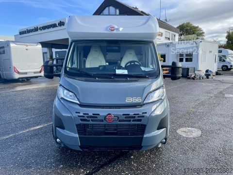 Félintegrált lakóautó Bürstner B66 TD 732 MESSE ANGEBOTE ON TOP