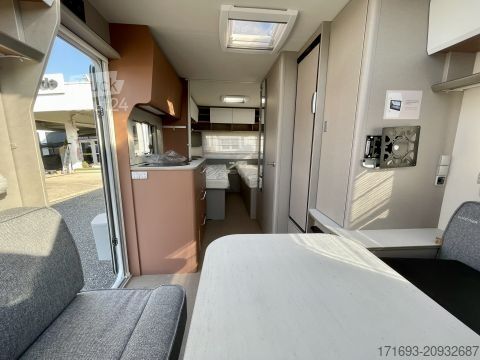 Lakókocsi Bürstner Averso 535 TL MESSE ANGEBOTE ON TOP