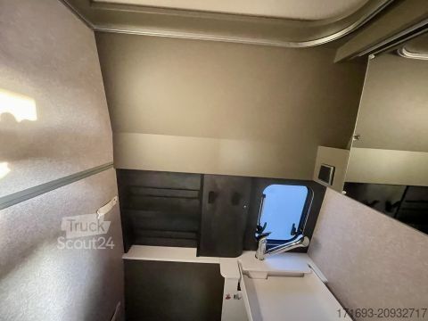 Autocaravana Hymer/Eriba Camper Van Grand Canyon S 4x4 Allrad MESSE ANGEBOTE ON TOP