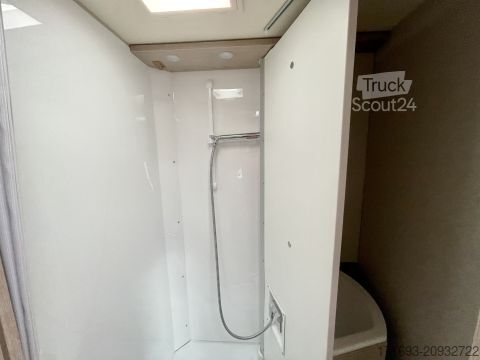 Félintegrált lakóautó Bürstner Lineo T 690 G MESSE ANGEBOTE ON TOP