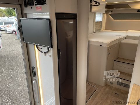 Polointegrovaný obytný vůz Hymer/Eriba Tramp S 685 TOP Ausstattung/NP 130.435 Eur