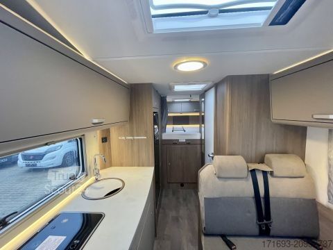 Alkovas kemperis Carado A 464 PRO