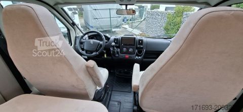 Daļēji integrēta kemperis Carado T 447 Hubbett/SAT/TV/uvm.