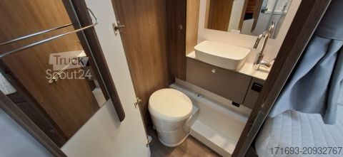 Daļēji integrēta kemperis Carado T 447 Hubbett/SAT/TV/uvm.