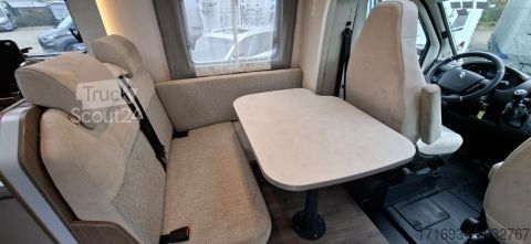 Daļēji integrēta kemperis Carado T 447 Hubbett/SAT/TV/uvm.