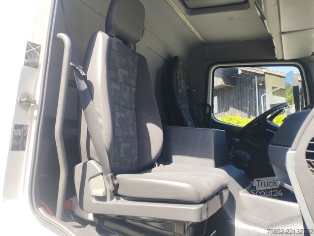 Teherautó ponyvás platóval és emelőhátfallal Mercedes-Benz 1224 L Atego Pritsche Plane Ladebordwand