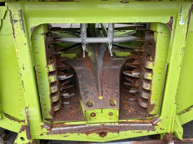 Mezőgazdasági gép CLAAS Orbis 750