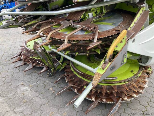 Mezőgazdasági gép CLAAS Orbis 750