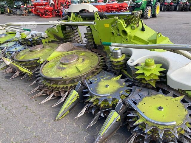 Mezőgazdasági gép CLAAS Orbis 900