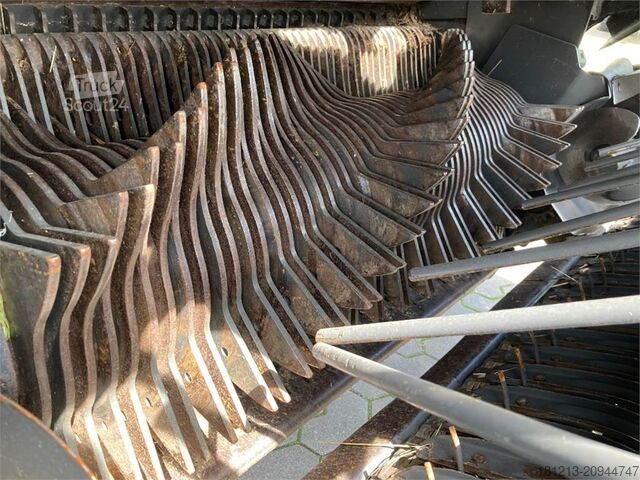 Сельскохозяйственная машина CLAAS Rollant 454 RC Uniwrap