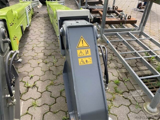 Mezőgazdasági gép CLAAS Teleskoparm für Scorpion 732