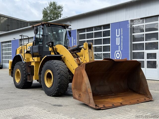 Radlader Caterpillar 962M  ŁADOWARKA KOŁOWA