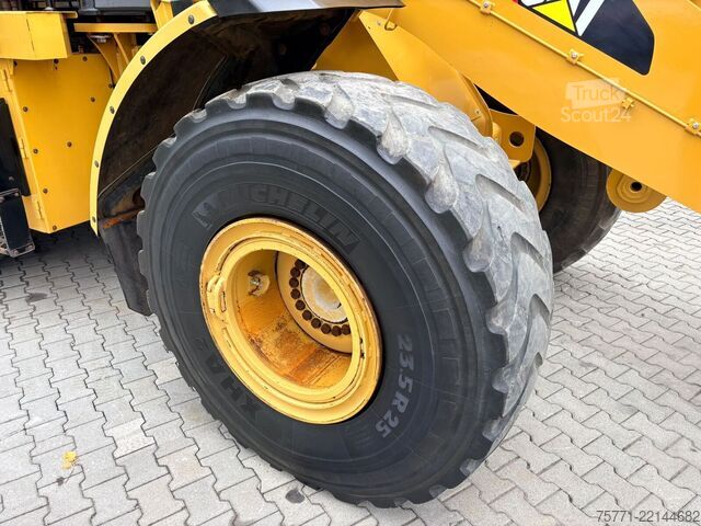 Τροχοφόρος φορτωτής Caterpillar 962M  ŁADOWARKA KOŁOWA