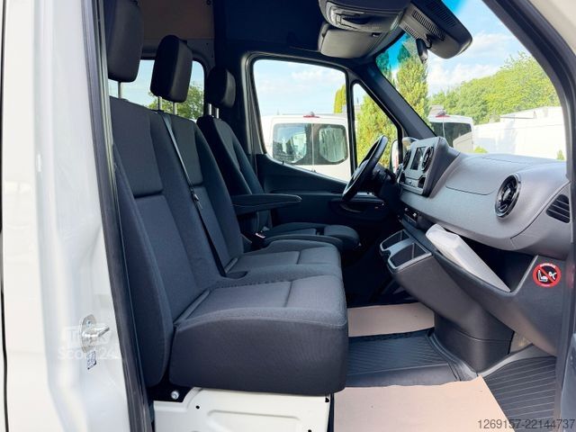 Hög tak skåpbil MERCEDES-BENZ Sprinter 319 CDI V6 3,0L Mixto RWD L2H2 AHK 3,5t