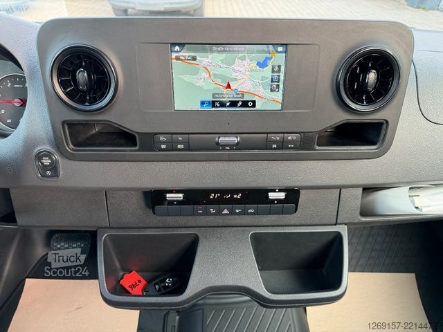 Hög tak skåpbil MERCEDES-BENZ Sprinter 319 CDI V6 3,0L Mixto RWD L2H2 AHK 3,5t