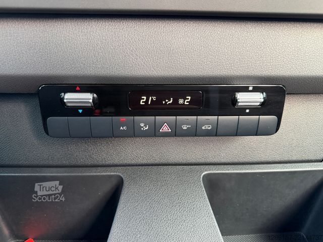 Hög tak skåpbil MERCEDES-BENZ Sprinter 319 CDI V6 3,0L Mixto RWD L2H2 AHK 3,5t