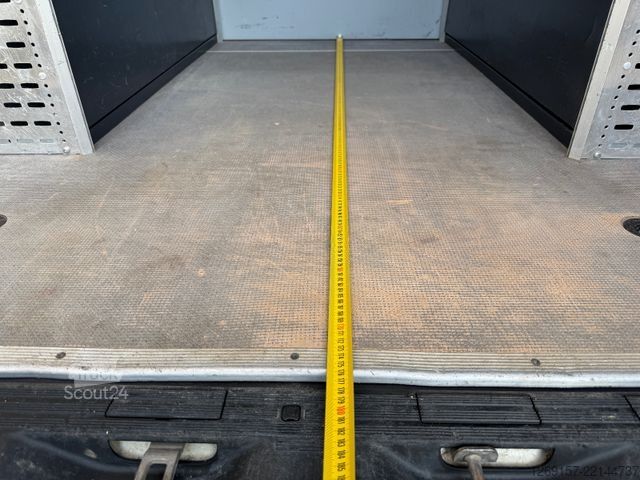 Hög tak skåpbil MERCEDES-BENZ Sprinter 319 CDI V6 3,0L Mixto RWD L2H2 AHK 3,5t