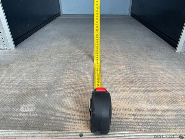 Hög tak skåpbil MERCEDES-BENZ Sprinter 319 CDI V6 3,0L Mixto RWD L2H2 AHK 3,5t