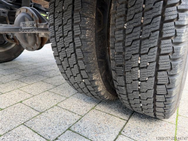 Fourgon benne basculante IVECO Daily DOKA Kipper 3,5t Zwillingsber. *AHK3,5t*