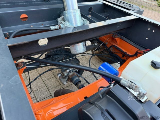 Kippi pakettiauto VOLKSWAGEN Crafter Dreiseitenkipper 4x4 4Motion Laubgitter
